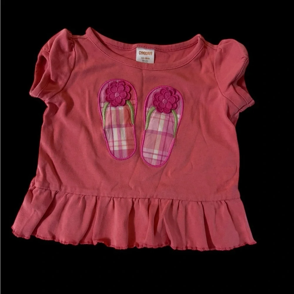 Girl's Gymboree top with flip Flop design. 12/18 k149